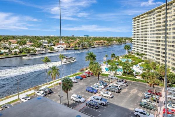 Coral Ridge Towers, 3233 NE 34th St #505, Fort Lauderdale, Florida 33308, image 2