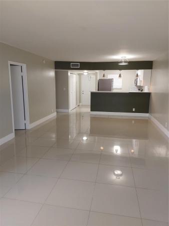 Sands Point, 8330 Sands Point Blvd #N107, Tamarac, Florida 33321, image 1