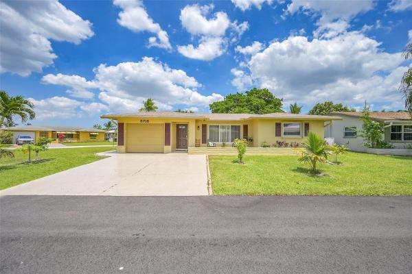 Mainlands Of Tamarac Lakes, 5718 NW 68th Ave, Tamarac, Florida 33321, image 1