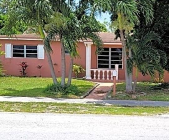 30 NW 189th St, Miami, Florida 33169, image 1