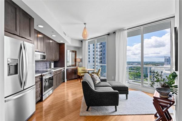 Strada 315, 315 NE 3rd Ave #1802, Fort Lauderdale, Florida 33301, image 1