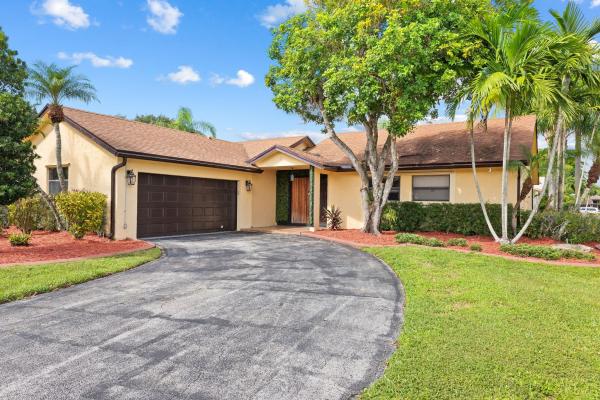 Bonaventure Lakes, 563 SW 169th Ave, Weston, Florida 33326, image 1