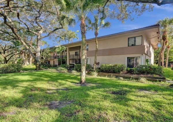 9557 NW 2nd Pl ##1-L, Coral Springs, Florida 33071, image 1