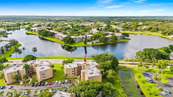 Tangerine Of Pine Island Ridge, 9440 Tangerine Pl 301 ##301, Davie, Florida 33324, image 1