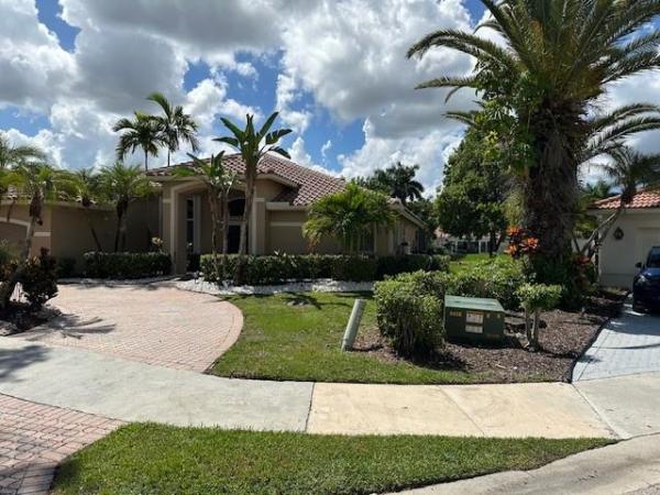Fairfax Lake, 472 Fairmont Ln, Weston, Florida 33326, image 1