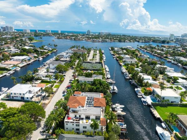 Vela Vista, 1532 SE 12th St #PH-1, Fort Lauderdale, Florida 33316, image 2