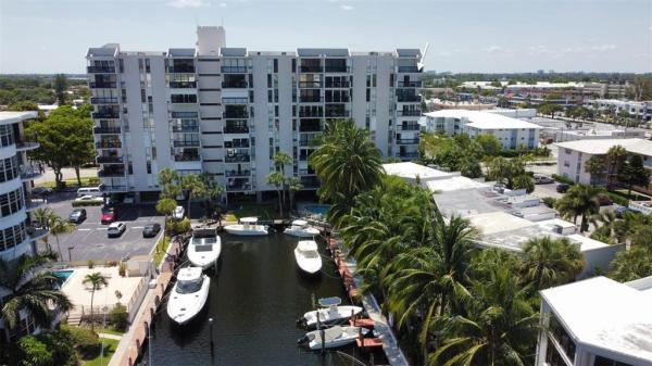Coral Towers, 4800 Bayview Dr 306 ##306, Fort Lauderdale, Florida 33308, image 1