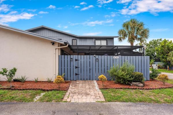 4741 Holly Lake Dr, Lake Worth, Florida 33463, image 1