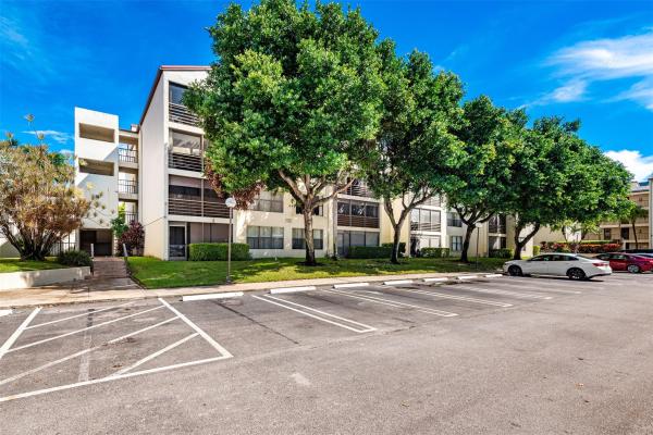 Cypress Bend, 2307 S Cypress Bend Dr #108A, Pompano Beach, Florida 33069, image 1