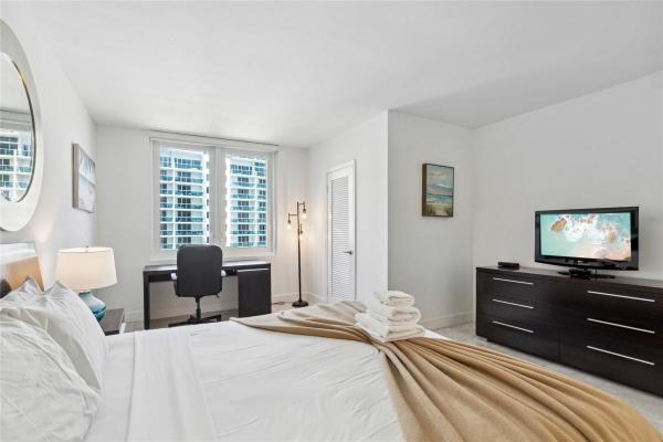 Roney Palace, 2301 Collins Ave #1015, Miami Beach, Florida 33139, image 1