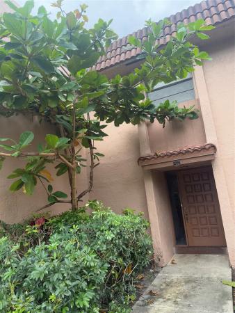 Valencia Village, 22 Laredo Pl ##3-2, Davie, Florida 33324, image 1