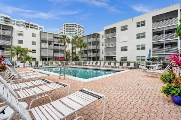 Gardens By The Sea South, 1541 S Ocean Blvd #309, Lauderdale By The Sea, Florida 33062, image 1