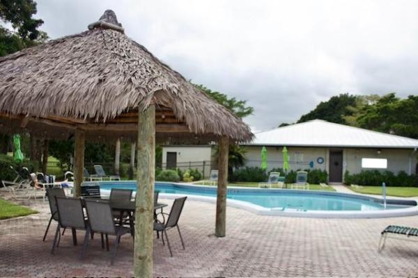 The Greens Of Inverrary, 6080 NW 44th St #205, Lauderhill, Florida 33319, image 1