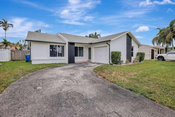 Windward Isle, 11831 NW 38th Pl, Sunrise, Florida 33323, image 1