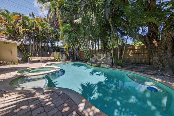 Poinsettia Heights, 1515 NE 14th St, Fort Lauderdale, Florida 33304, image 1