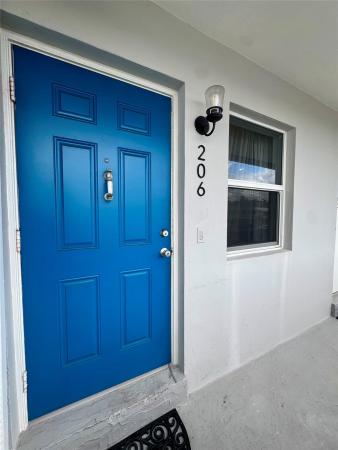 Chateau Terese, 2801 NE 33rd Ct #206, Fort Lauderdale, Florida 33306, image 1
