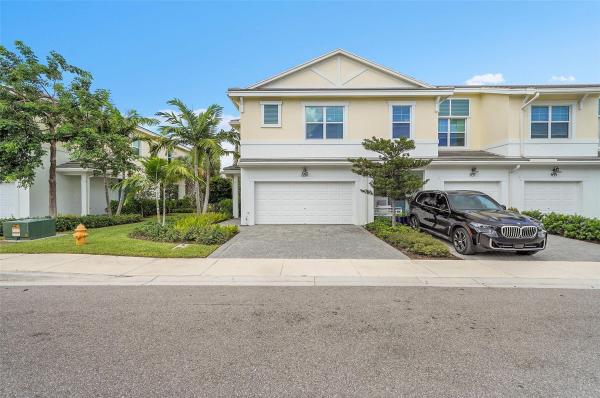 Sandpiper Pointe, 639 Parsons Way, Deerfield Beach, Florida 33442, image 1