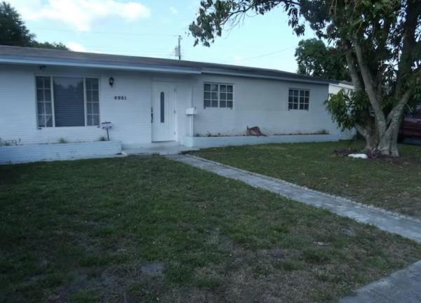 Boulevard Heights, 6931 SW 6th St, Pembroke Pines, Florida 33023, image 1