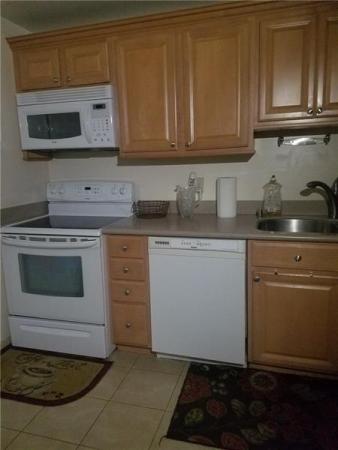 International Village At Inverrary, 3730 Inverrary Dr #1W, Lauderhill, Florida 33319, image 1