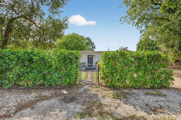Hoosier Heights, 1141 SW 25th Ave, Fort Lauderdale, Florida 33312, image 1