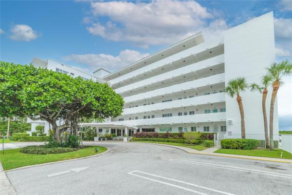 33 Ocean Ave 309, Palm Beach Shores, Florida 33404, image 1