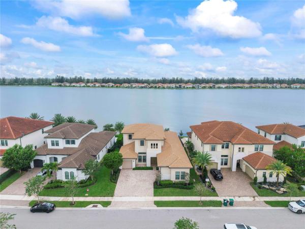Parkland Bay, 9025 Parkland Bay Dr, Parkland, Florida 33076, image 1