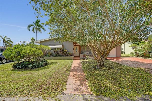 Hollywood Hills, 1700 N 47th Ave, Hollywood, Florida 33021, image 1