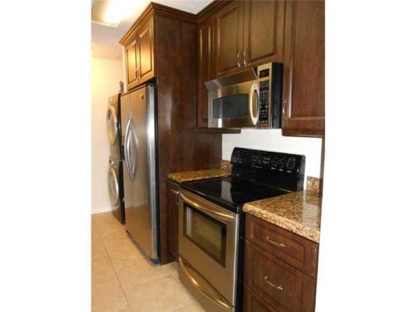 The Preserve At Avery Lakes, 4086 N Pine Island Rd #504, Sunrise, Florida 33351, image 1