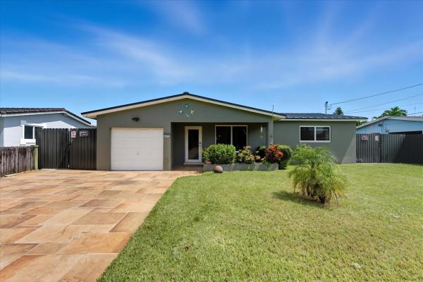 Tropical Haven, 4610 SW 43rd Ave, Fort Lauderdale, Florida 33314, image 1