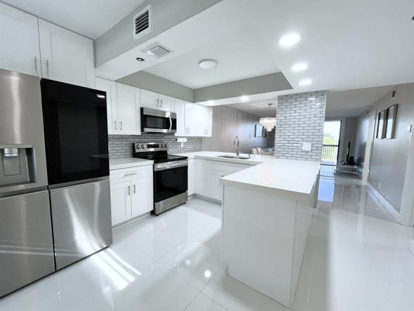 Clearwater Of Meadowlakes, 1266 S Military Trl #554, Deerfield Beach, Florida 33442, image 1