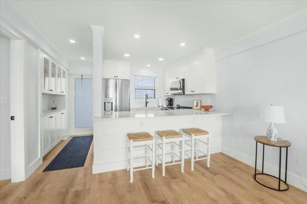 Illinois, 1501 SE 15th Ct #402, Deerfield Beach, Florida 33441, image 1