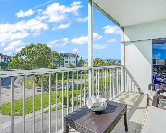 Castle Gardens, 4751 NW 21st St #300, Lauderhill, Florida 33313, image 1