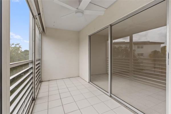 Eleuthera Village, 1801 Eleuthera Pt #J3, Coconut Creek, Florida 33066, image 1