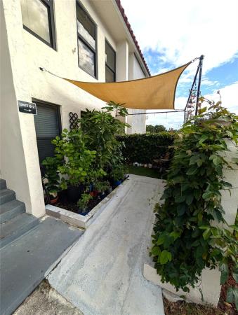 Sun Country, 3155 Coral Hills Dr #6, Coral Springs, Florida 33065, image 1