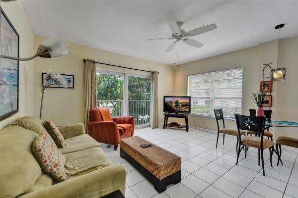 Fort Lauderdale Yacht & Beach Club, 341 N Birch Rd #316, Fort Lauderdale, Florida 33304, image 1