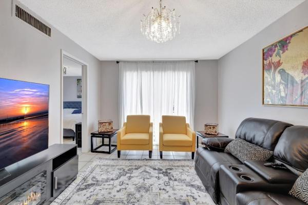 Embarcadero, 5336 NE 6th Ave #H7, Oakland Park, Florida 33334, image 3