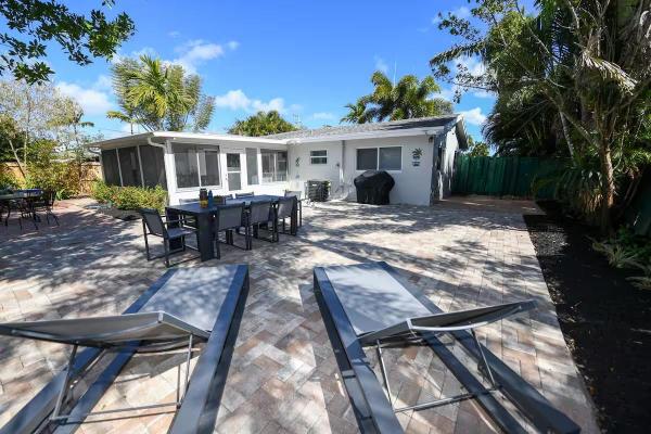 4901 NE 6th Ave, Oakland Park, Florida 33334, image 1