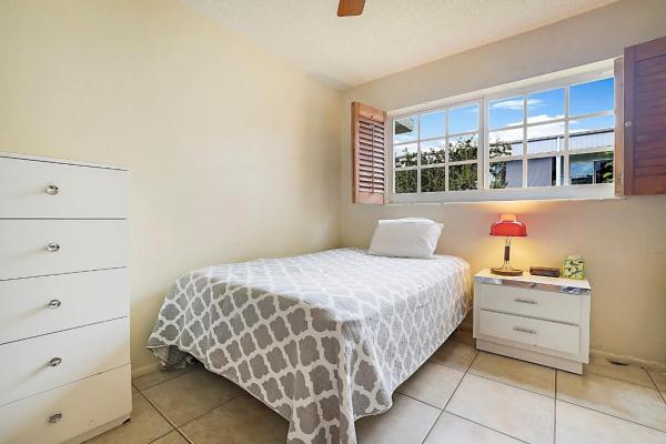 River Manor, 3002 NE 5th Ter #215-B, Wilton Manors, Florida 33334, image 2