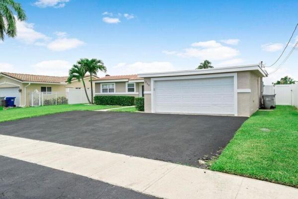 Cypress Lake Estates, 949 SE 10th Ct, Pompano Beach, Florida 33060, image 1