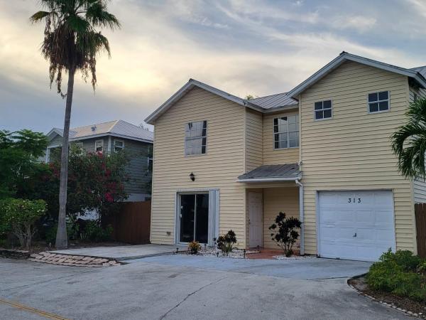 313 N D St, Lake Worth, Florida 33460, image 1