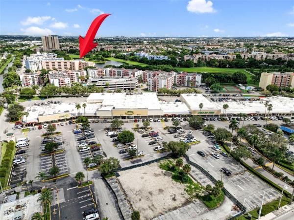 Golfview Club At Fontainebleau Park, 9688 Fontainebleau Blvd #610, Fountainebleau, Florida 33172, image 1