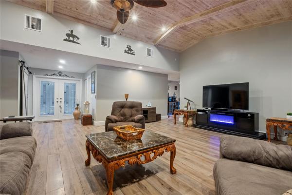 Les Jardins At Woodmont, 7626 NW 87th Ave, Tamarac, Florida 33321, image 1