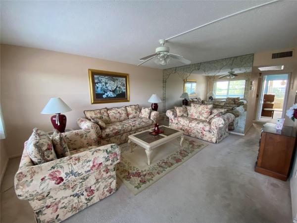 4101 Oakridge V, Deerfield Beach, Florida 33442, image 1