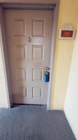 Las Vistas At Doral, 8235 Lake Dr, Doral, Florida 33166, image 1