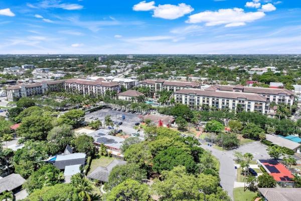 Wilton Station, 2631 NE 14th Ave #200, Wilton Manors, Florida 33334, image 2