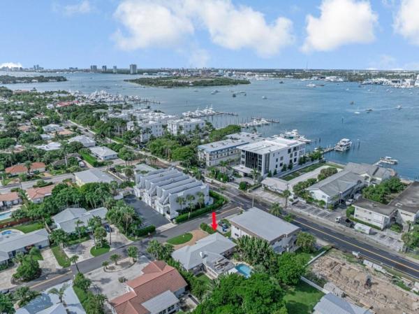 Palm Beach Shores Residential, 1122 Beach Rd, Palm Beach Shores, Florida 33404, image 1