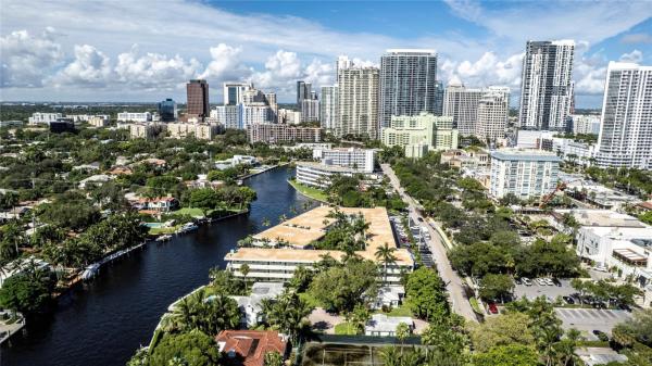 Riverview Garden, 1000 SE 4th St #209, Fort Lauderdale, Florida 33301, image 1