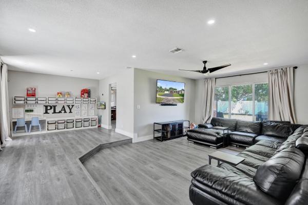 Kimberly Forest, 6411 SW 6th St, Margate, Florida 33063, image 2