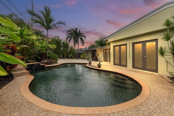 Coral Ridge Galt, 2433 NE 26th Ave, Fort Lauderdale, Florida 33305, image 1