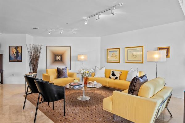 La Cascade, 615 Bayshore Dr #301, Fort Lauderdale, Florida 33304, image 1